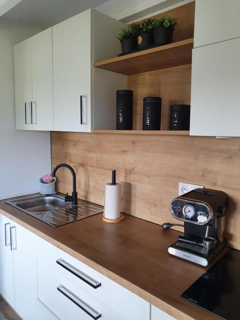 Biale Bedzinko Tylko 1800m Od Morza Sauna Goraca Balia